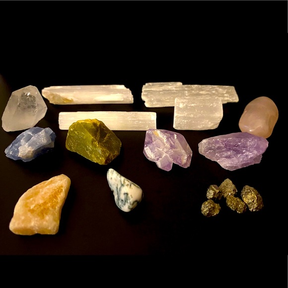 Other - Small Crystal Bundle Quartz Calcite Pyrite Amethyst And More!
